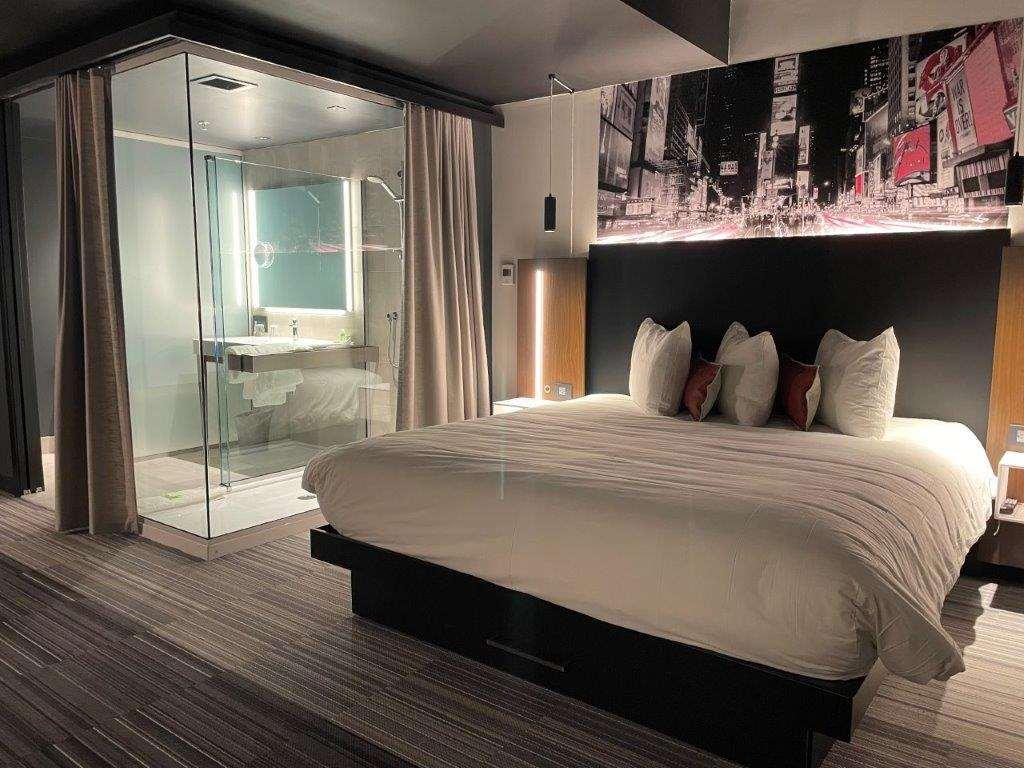 Grand Hotel Times Sherbrooke Quarto foto